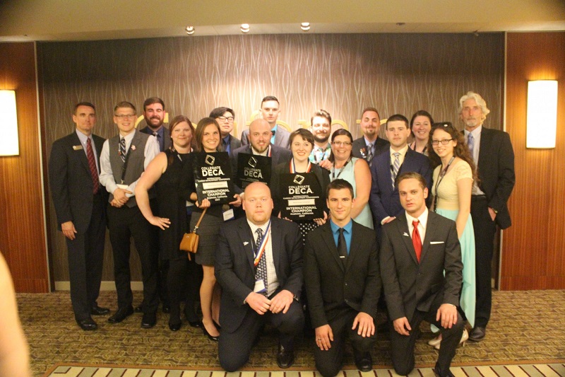 WCTC Collegiate DECA chapter at 2017 national conference