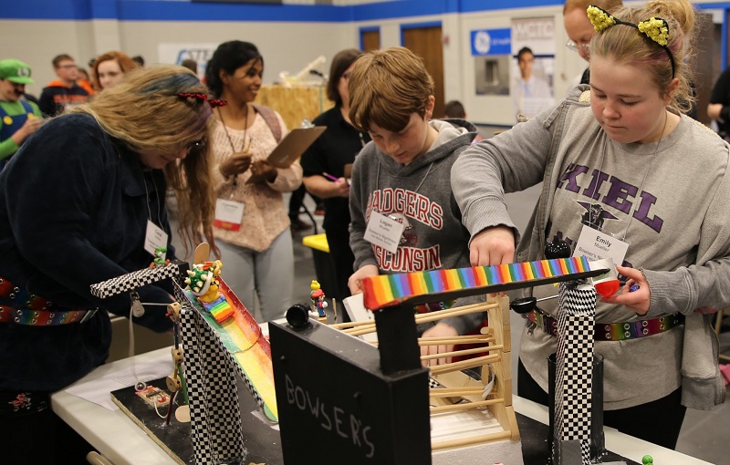 Middle school Contract Wisconsin competition